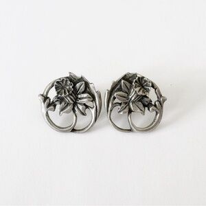 Vintage 1987 Seagull Pewter Floral Pierced Earrings